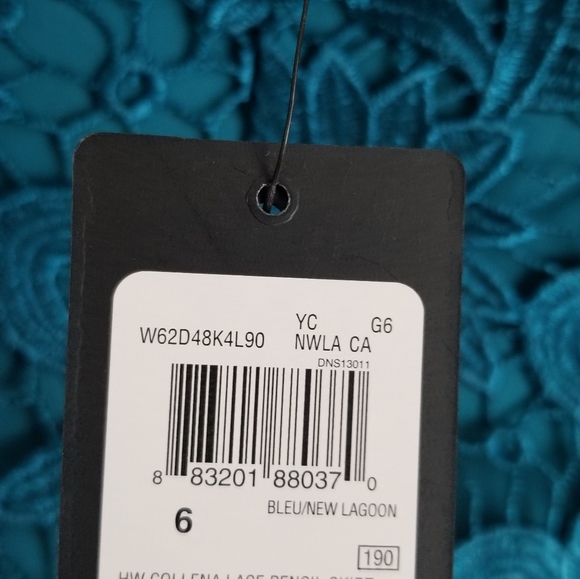 💃Marciano Top and Skirt Set💥 - Picture 7 of 10